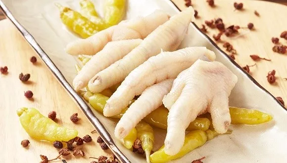 產(chǎn)品單一、股東繁雜、食安隱患，“鳳爪第一股”能順利IPO嗎？