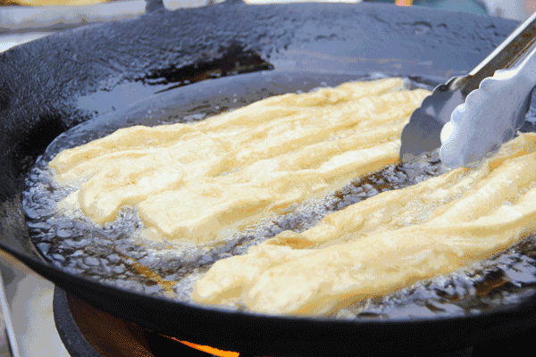 6年間數千人被判刑，炸油條成了“高危職業”？